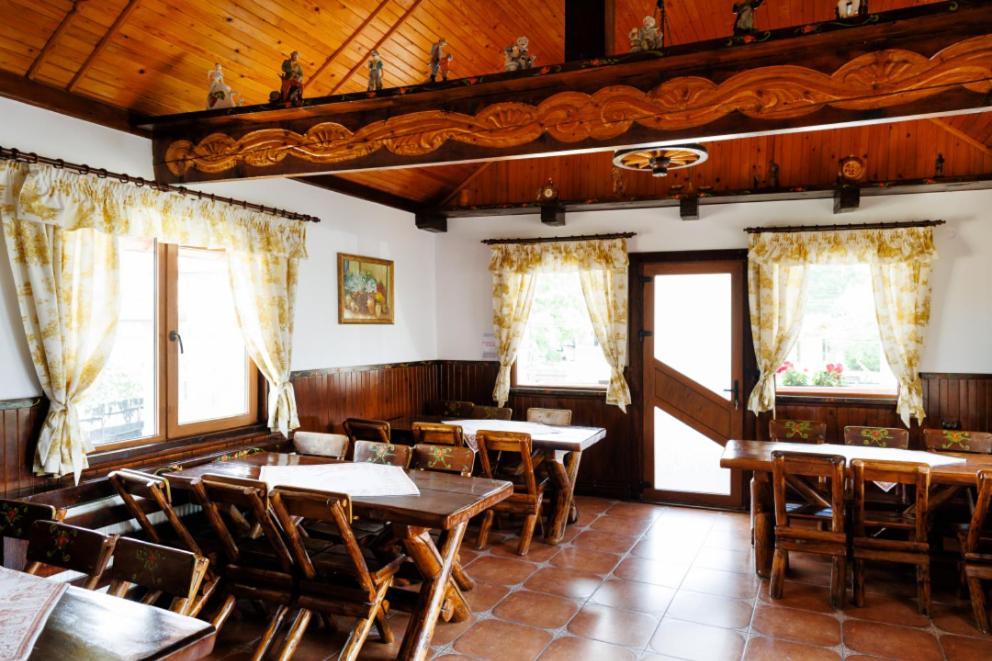 La Coltul Castelului Bran Boutique Hotel Exterior foto