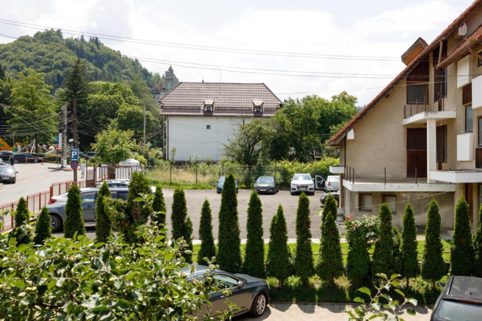 La Coltul Castelului Bran Boutique Hotel Exterior foto