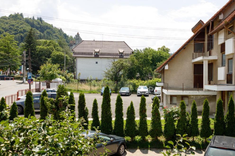 La Coltul Castelului Bran Boutique Hotel Exterior foto
