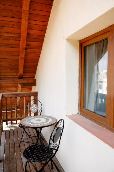 La Coltul Castelului Bran Boutique Hotel Exterior foto